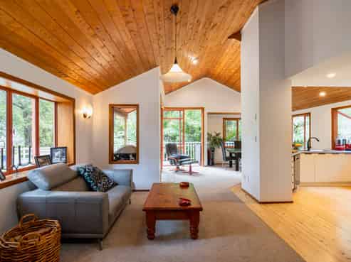 109 Huia Road, Titirangi