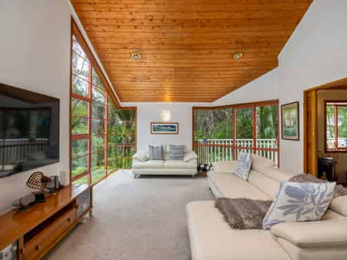 109 Huia Road, Titirangi