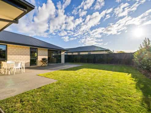 7/17 Wineberry Avenue, Amberley