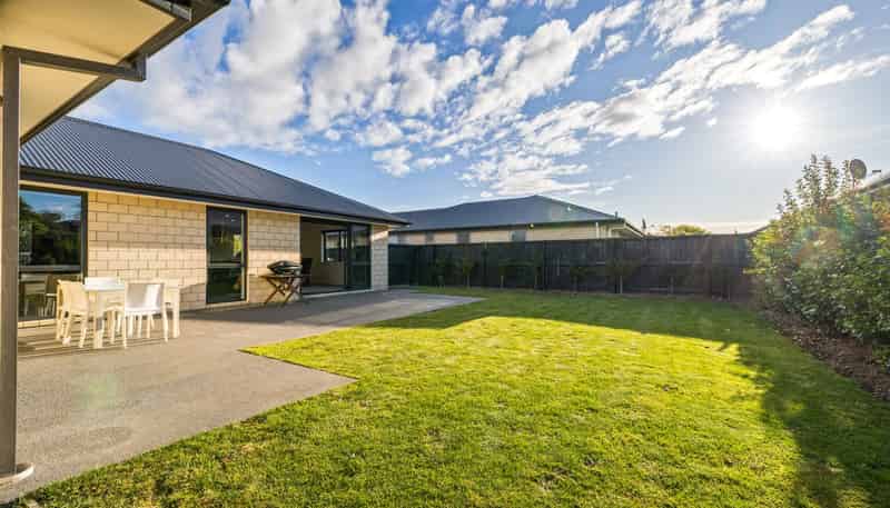 7/17 Wineberry Avenue, Amberley