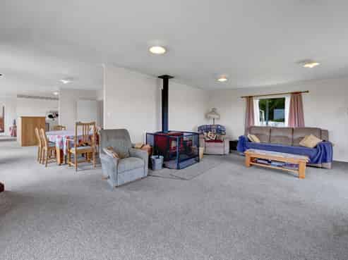 196 Mokau Road, Urenui