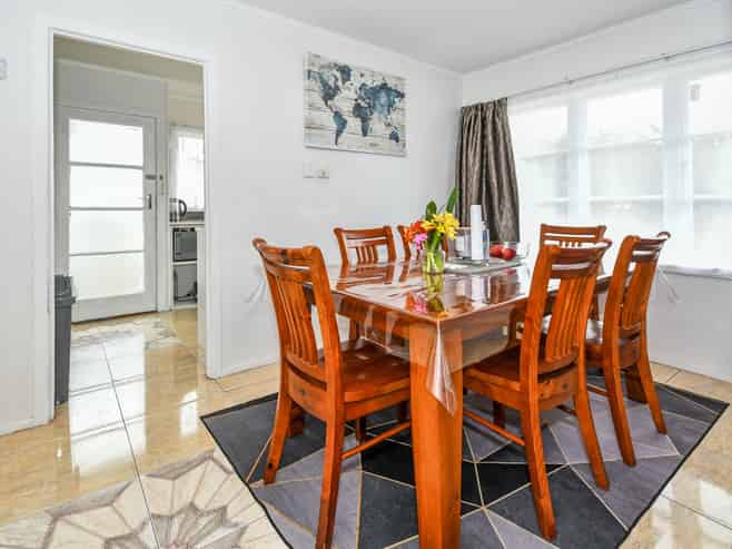 94 Hills Road, Otara