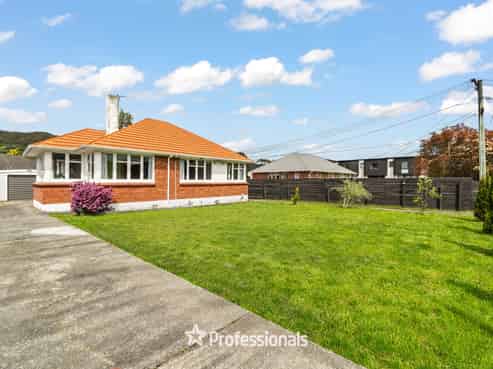 1110 High Street, Taita