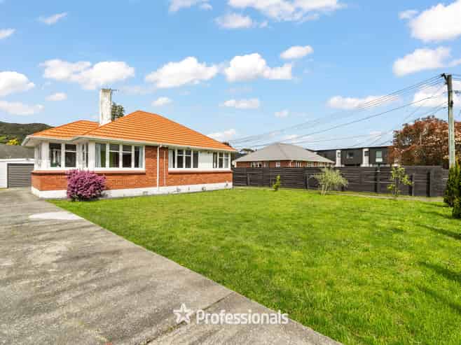 1110 High Street, Taita