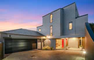 2/48 Te Arawa Street, Orakei