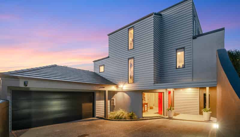 2/48 Te Arawa Street, Orakei