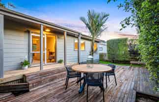 2/56 Waipani Road, Te Atatu Peninsula