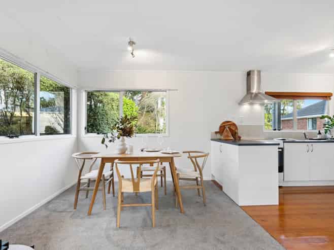2/56 Waipani Road, Te Atatu Peninsula