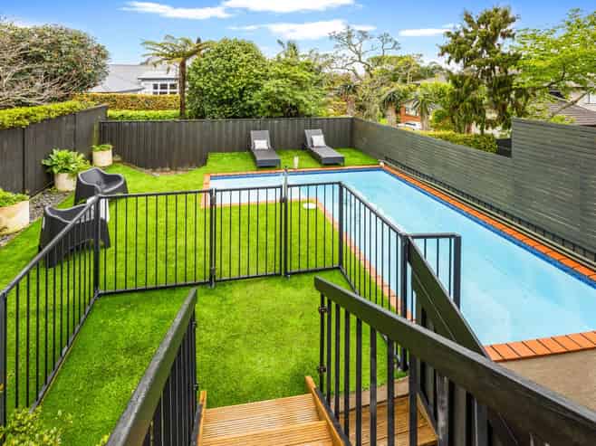 2/6 Penrhyn Road, Mount Eden