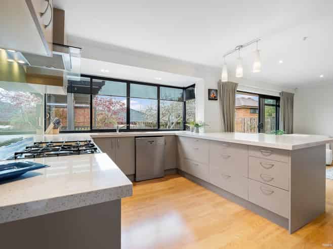 15 Orangewood Drive, Northpark