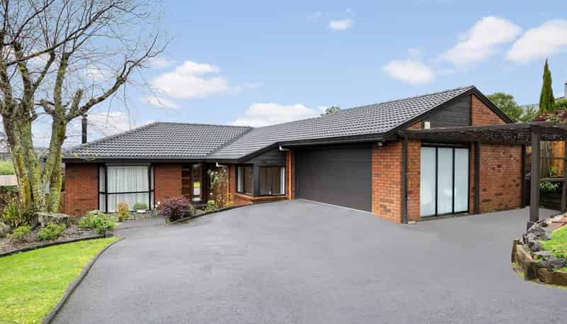 15 Orangewood Drive, Northpark