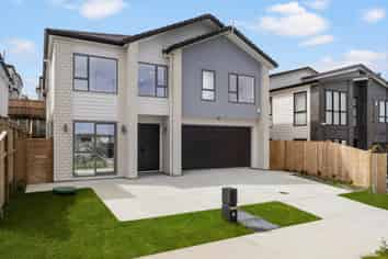 126 McQuoids Road, Flat Bush