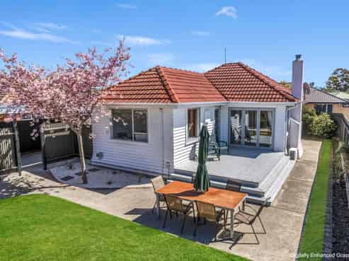 162 Maxwell Road, Redwoodtown