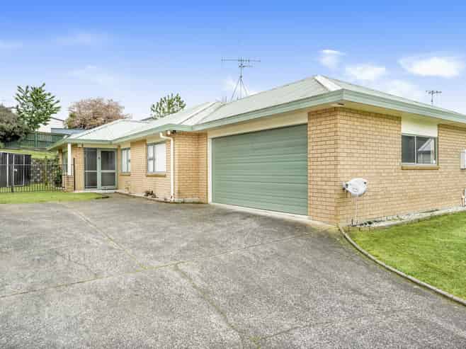 8 Caulfield Place, Nawton