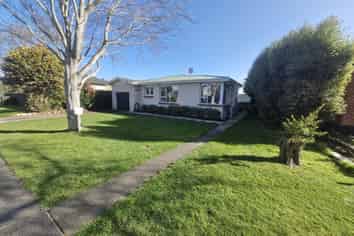 62 Alice Street, Gladstone
