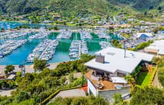 23 Marina Drive, Waikawa