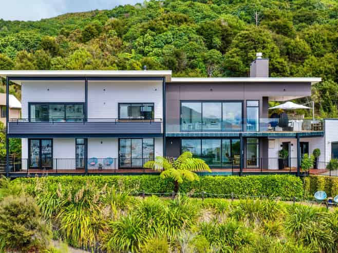 23 Marina Drive, Waikawa
