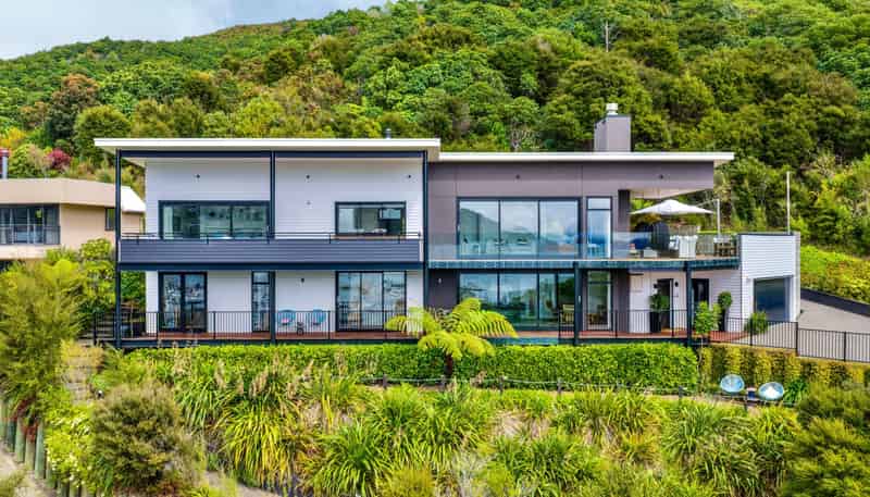 23 Marina Drive, Waikawa