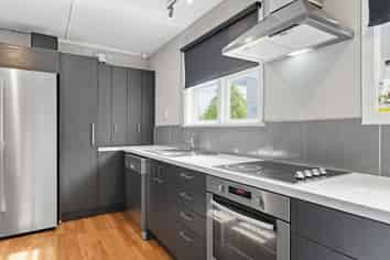 34 Ronberg Street, Highbury