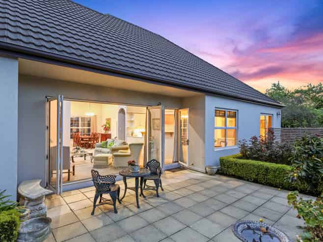 10 Orchard Lane, Springlands