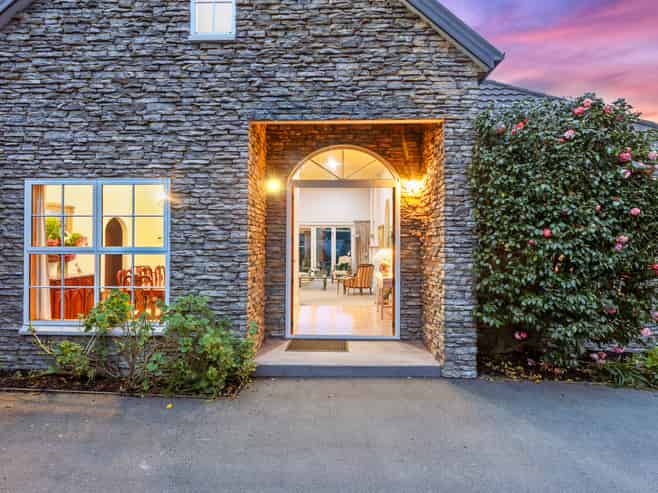 10 Orchard Lane, Springlands