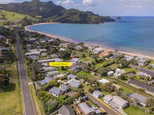 6 Leah Road, Simpsons Beach, Whitianga