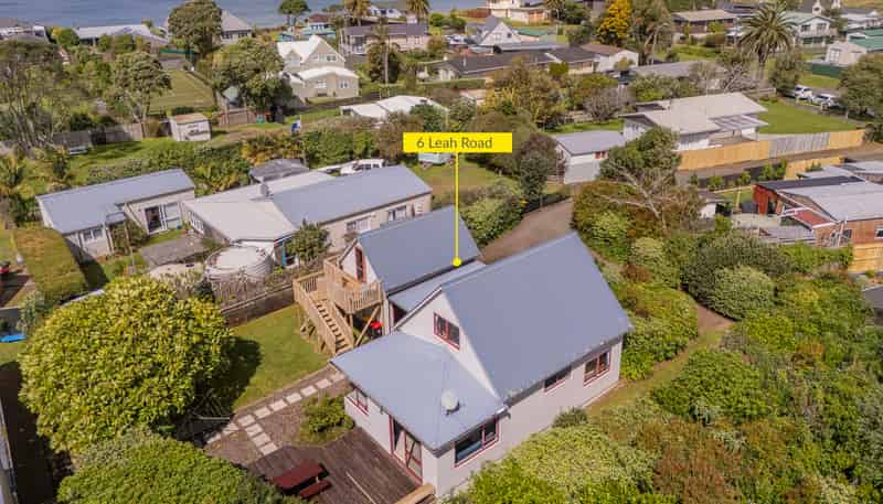 6 Leah Road, Simpsons Beach, Whitianga