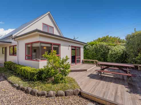 6 Leah Road, Simpsons Beach, Whitianga