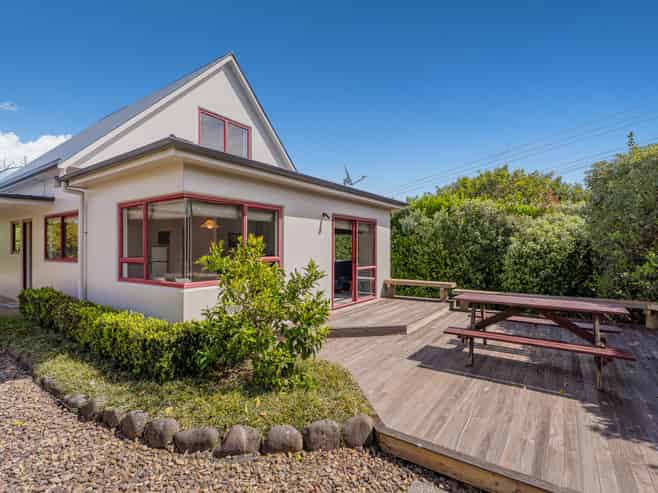 6 Leah Road, Simpsons Beach, Whitianga