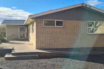 32 d Frances Street, Balclutha