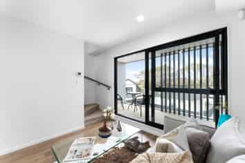 16E St Catherine Crescent, West Harbour