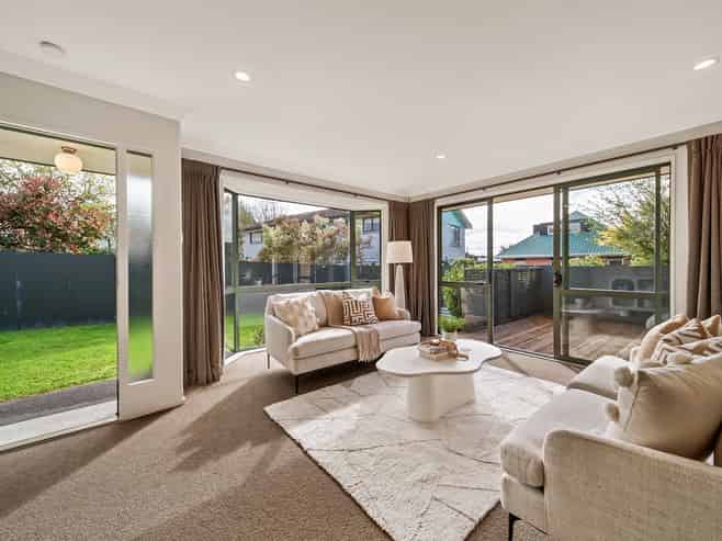 14A Larch Place, Casebrook
