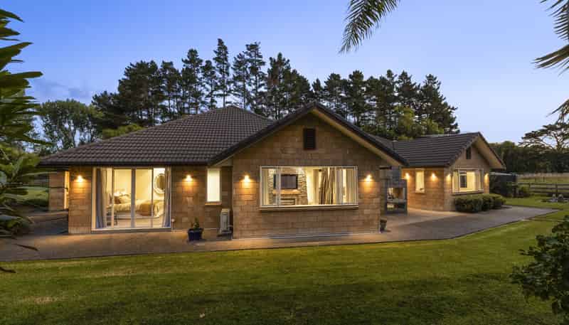 8B Willow Lane, Stillwater