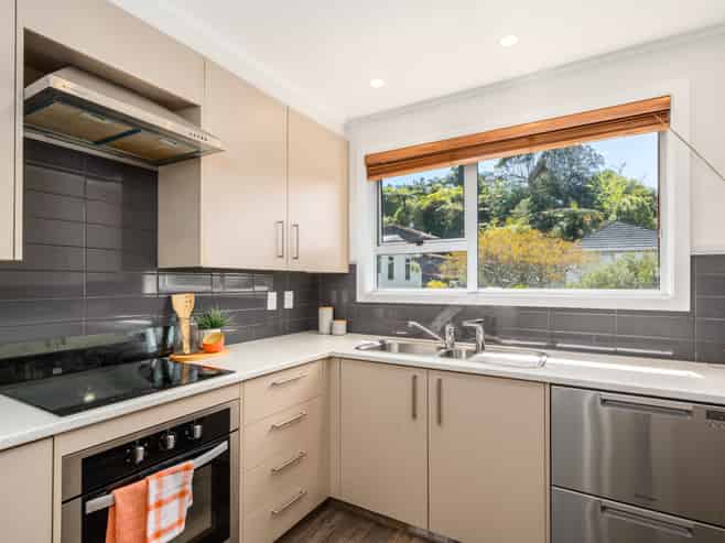 20 Westhaven Drive, Tawa