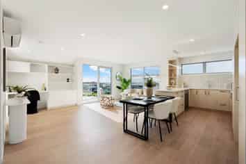 6 Pakirikiri Street, Long Bay