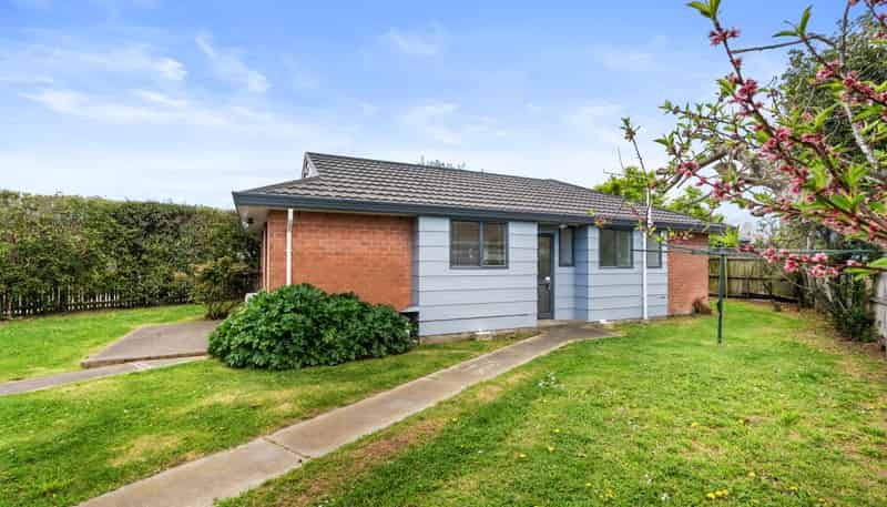 2/20A Washbournes Road, Wigram