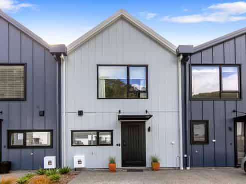 8 Harry Eruera Street, Trentham