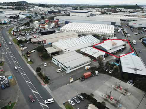 900sqm industrial + 430sqm yard