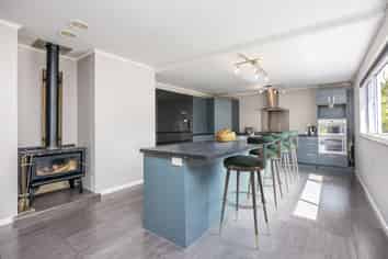 421 Wharehine Road, Wharehine