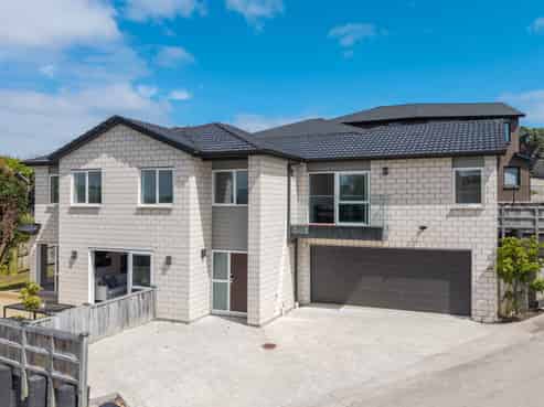 5 Pikareka Lane, Pakuranga