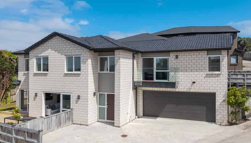 5 Pikareka Lane, Pakuranga