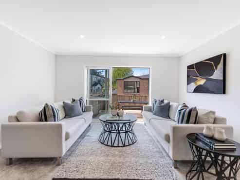 5 Pikareka Lane, Pakuranga