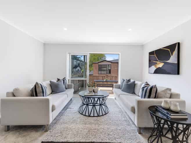 5 Pikareka Lane, Pakuranga