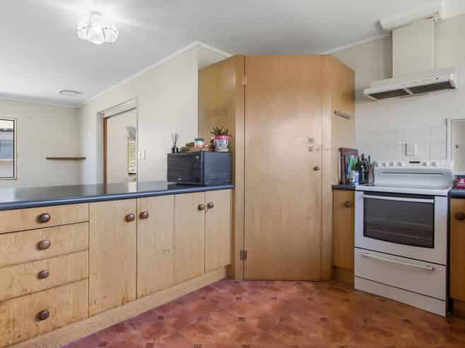 24 Koutunui Road, Athenree