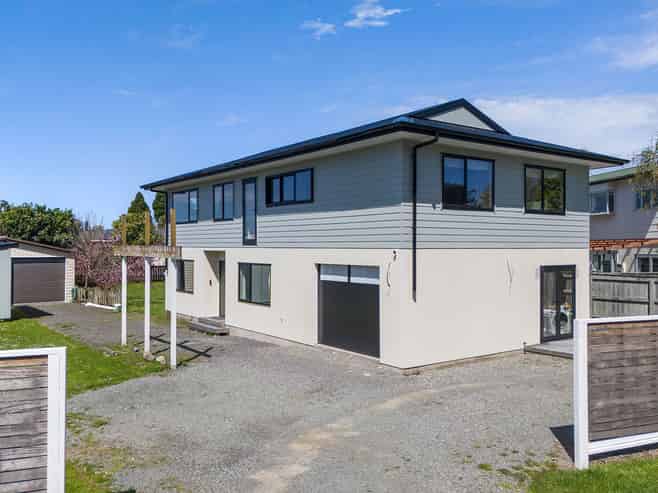 24 Koutunui Road, Athenree