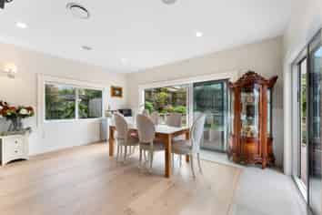 17 Te Hoe Grove, Pinehill