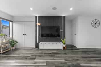 2/7 Gambare Place, Wattle Downs