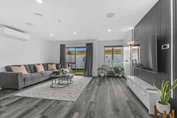 2/7 Gambare Place, Wattle Downs