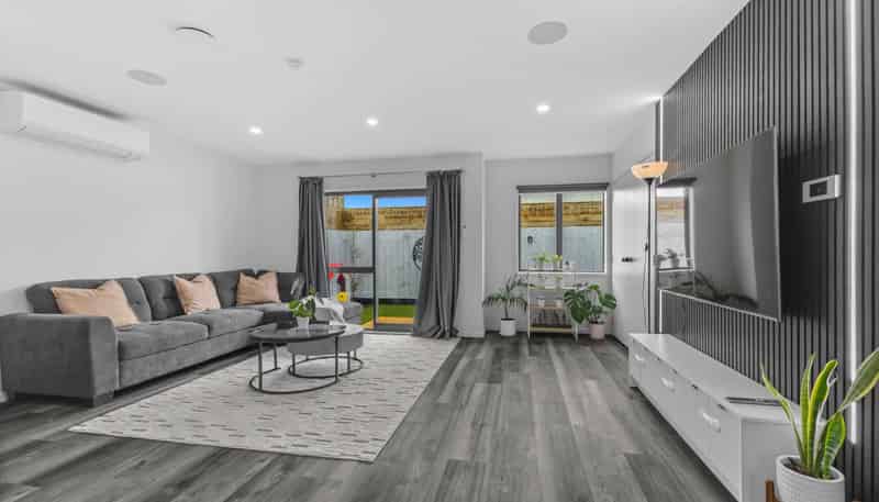 2/7 Gambare Place, Wattle Downs