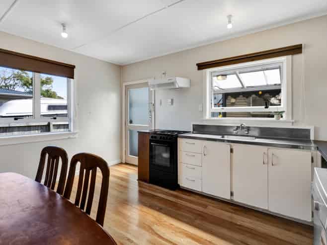 96 Omata Road, Marfell